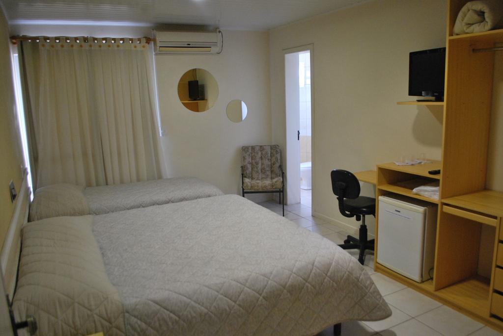 Hotel Antares Capinzal  Экстерьер фото