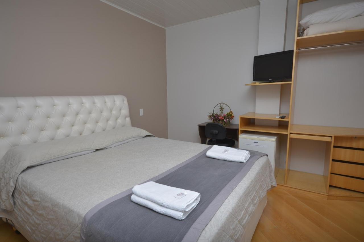 Hotel Antares Capinzal  Экстерьер фото